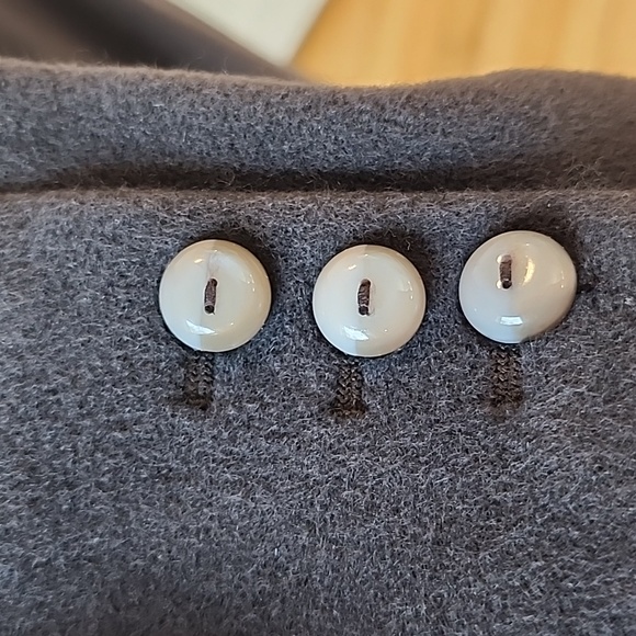 Rare Giorgio Armani Angora Blend Coat, Size 44 - Picture 11 of 17